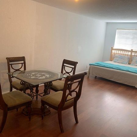 Bedroom Suite In Lauderdale Lakes Townhome Fort Lauderdale Dış mekan fotoğraf