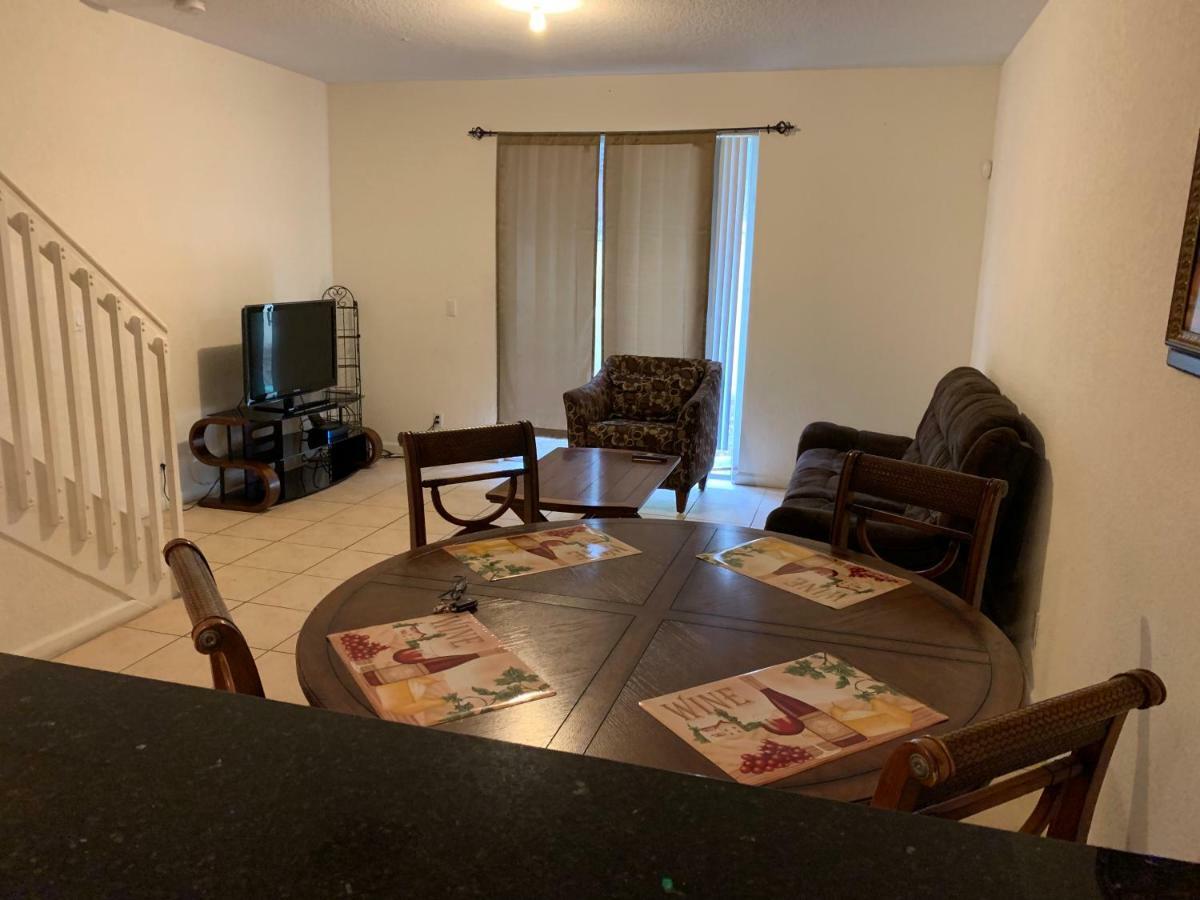Bedroom Suite In Lauderdale Lakes Townhome Fort Lauderdale Dış mekan fotoğraf